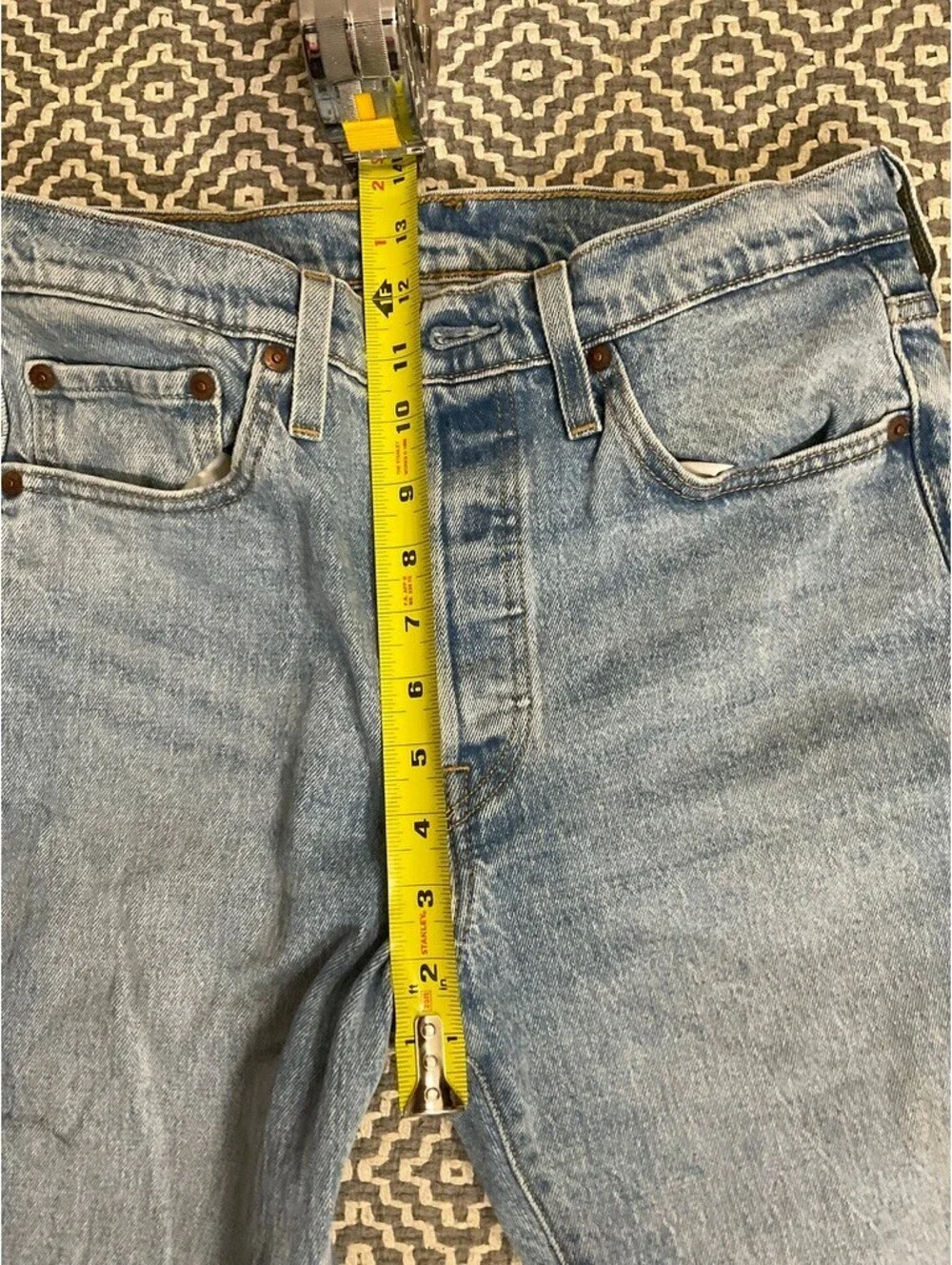 Levi's 501 jeans premium denim light wash button fly 28x28